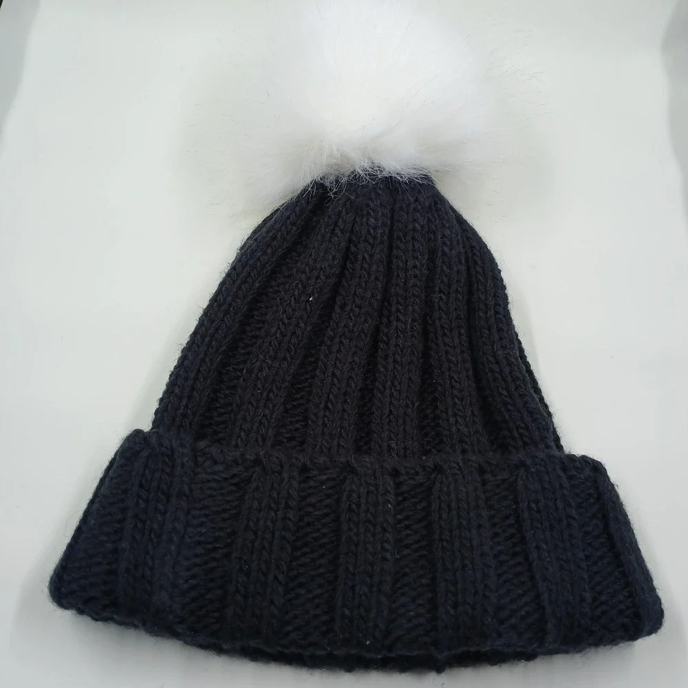 Sweaty‎ Betty Hat Beanie Fitted One Size Black White Pom Faux Fur Womens